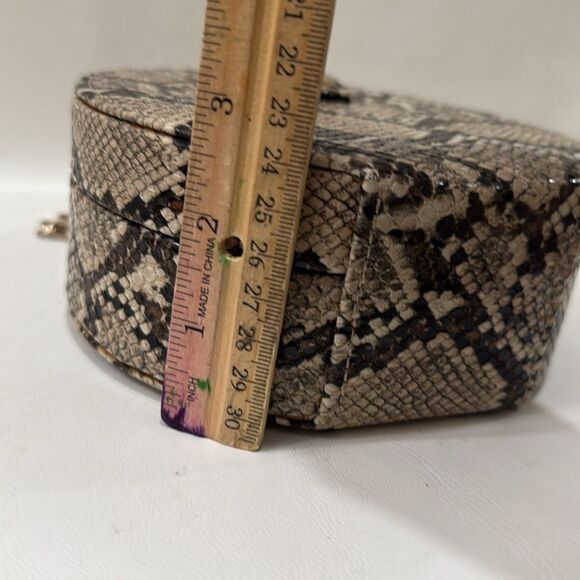 Zara Snakeskin Round Crossbody Bag Gold Chain & Handle Brown Beige Black Lined - Picture 10 of 17